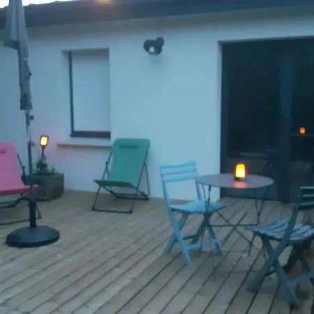 Petite Maison Ensoleillee A 10 Minutes Du Port De Vannes