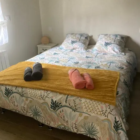 Petite Maison Ensoleillee A 10 Minutes Du Port De Nyaraló
